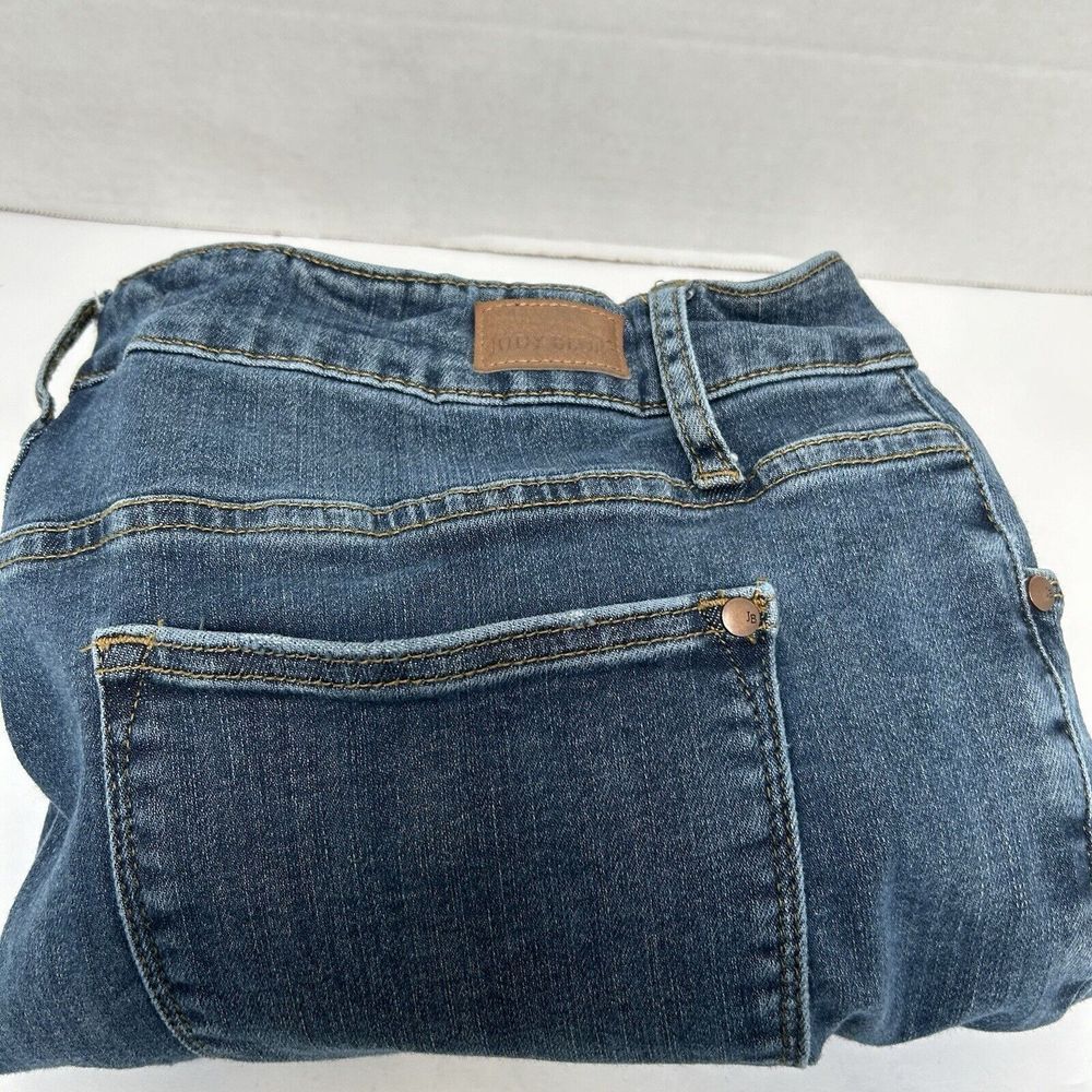 Judy Blue "Fringe With Benefits" Shark Bite Skinny Jeans Style #88400 Size 20W